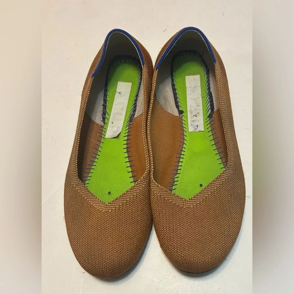 Rothy's Tan Slip-On Flats with Green Insole size 8.5
